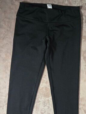 IVIVVA Girl’s by Lululemon Black Pants - Size 10